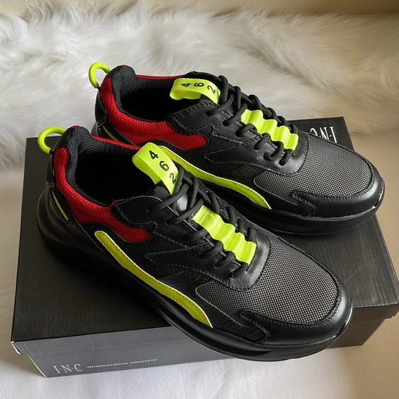 INC International Concepts Men’s RAVEN Black/ Red Multi Sneakers Size 10.5M. NEW - Picture 3 of 7